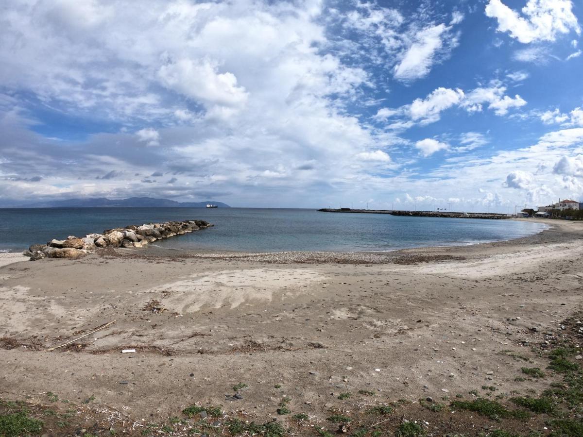 Agias Pelagias Little Beach House Agia Pelagia  外观 照片